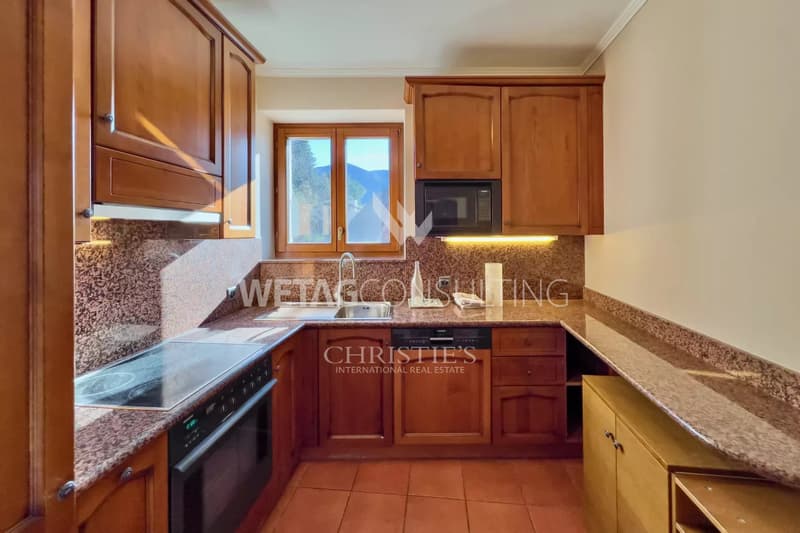 Ruvigliana: Appartement avec vue lac magnifique & piscine à vendre (4)