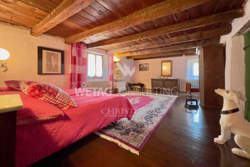 Lago Maggiore: Villa storica impressionante in vendita a Golino (10)