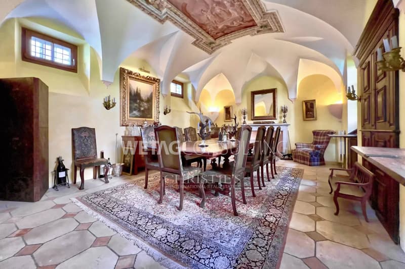 Lago Maggiore: Villa storica impressionante in vendita a Golino (5)