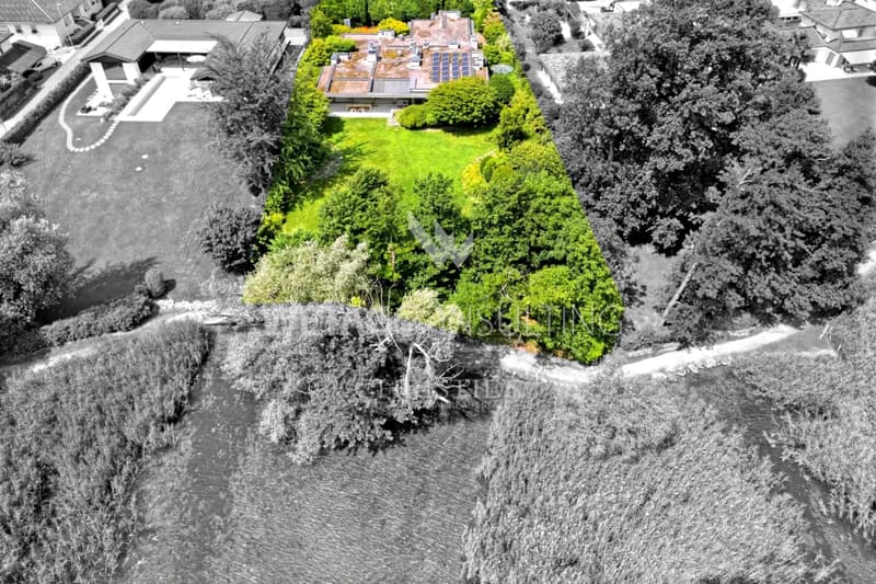 Lugano-Magliaso : villa somptueuse avec piscine intérieure, directement sur le lac de Lugano (13)