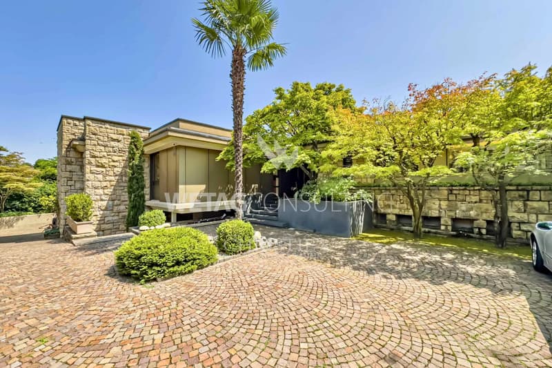 Lugano-Magliaso : villa somptueuse avec piscine intérieure, directement sur le lac de Lugano (11)