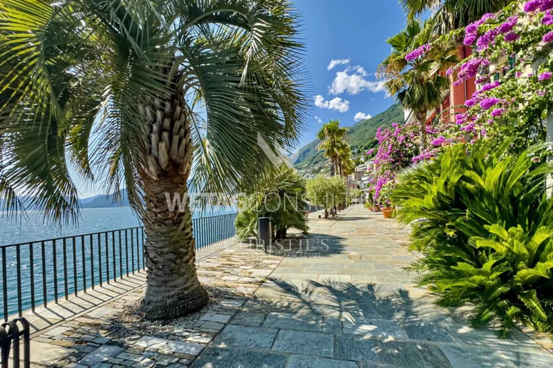 Elegante appartamento completamente ristrutturato in vendita nel cuore del centro storico di Brissago (10)