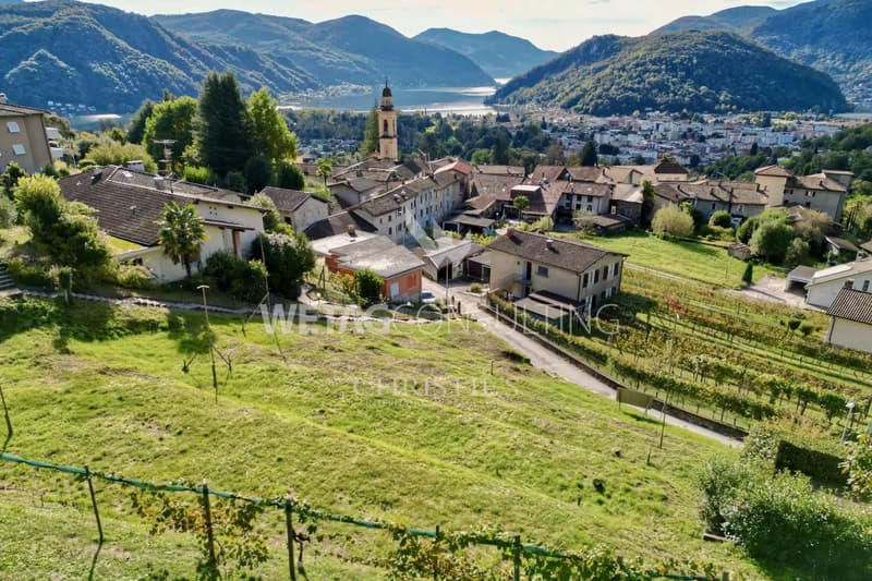 Lugano-Neggio: terreno edificabile di 1'137 m² con vista sul Lago di Lugano in vendita (1)