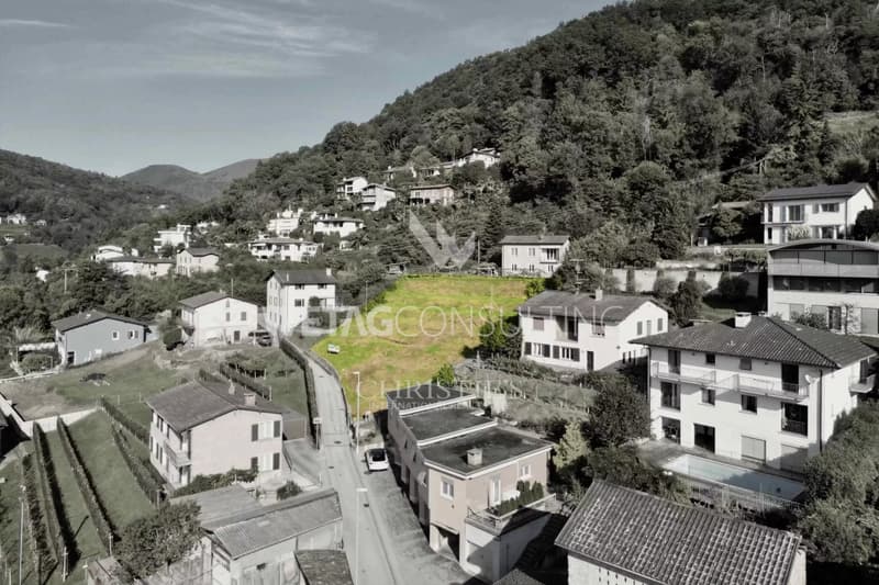 Lugano-Neggio: terreno edificabile di 1'137 m² con vista sul Lago di Lugano in vendita (3)