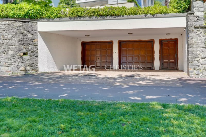 Villa elegante con giardino in posizione esclusiva direttamente sulla passeggiata lacustre del Lago Maggiore in vendita (13)