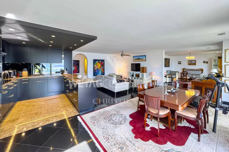 Brissago: Elegante Wohnung mit Terrasse & Seeblick in zentraler Lage zu verkaufen (4)