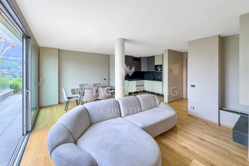 Lugano-Muzzano : villa spacieuse avec piscine & vue sur le lac de Lugano à vendre (13)