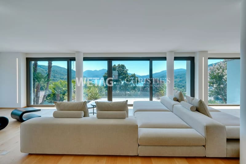 Lugano-Muzzano: spacious villa with pool & lake view for sale (3)