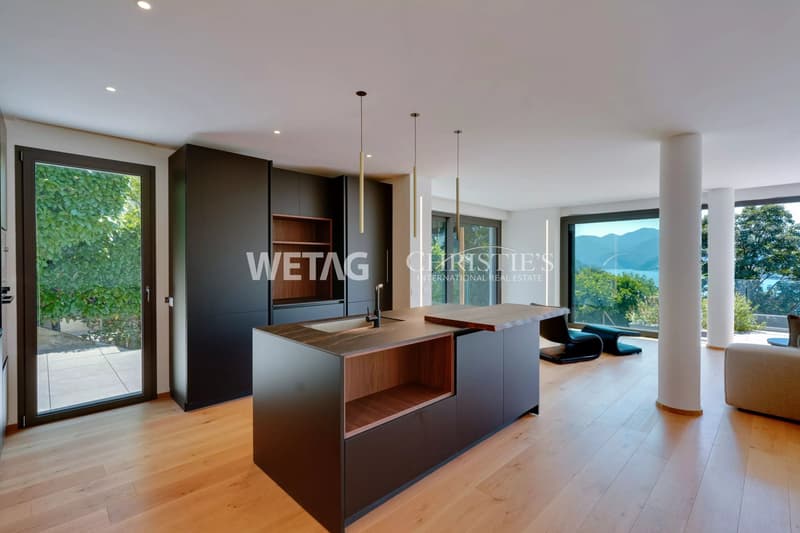 Lugano-Muzzano: spacious villa with pool & lake view for sale (5)
