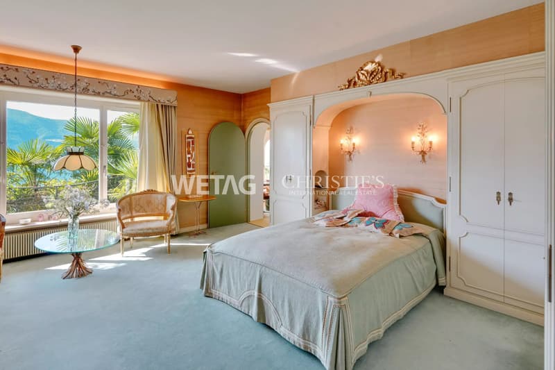 Zu renovierende mediterrane Villa an Toplage mit 180 Seeblick in Ronco sopra Ascona zu verkaufen (9)
