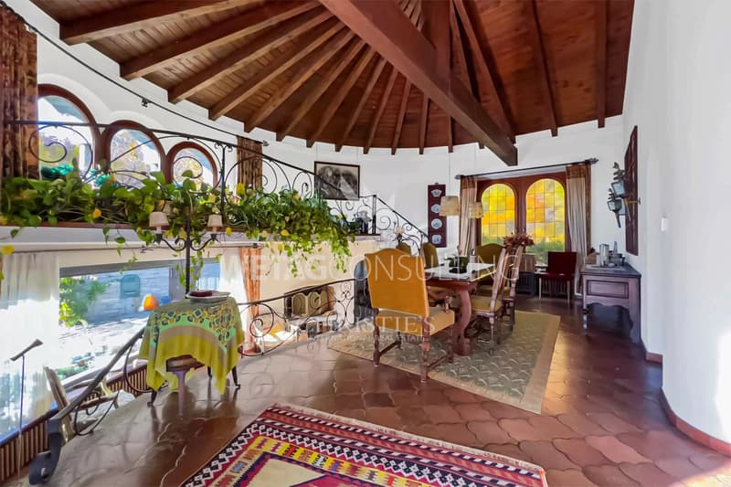 Villa mediterranea da ristrutturare in posizione ideale con vista lago a 180 gradi a Ronco sopra Ascona in vendita (7)