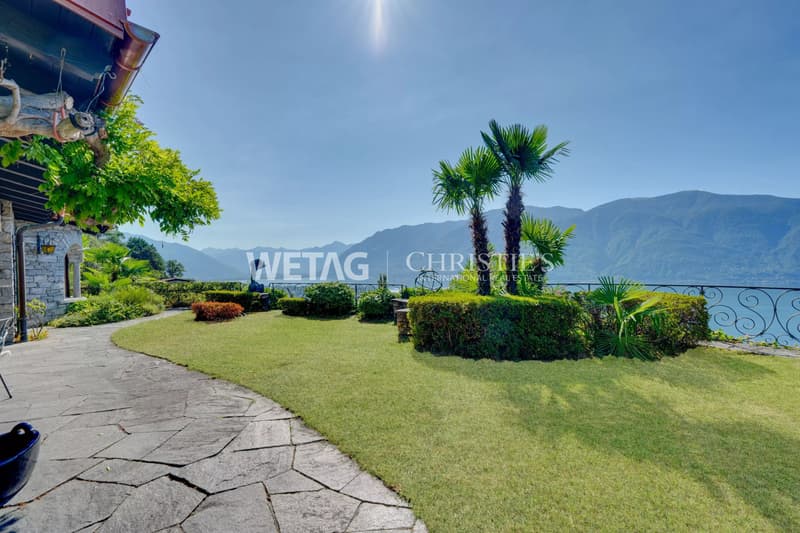 Zu renovierende mediterrane Villa an Toplage mit 180 Seeblick in Ronco sopra Ascona zu verkaufen (8)