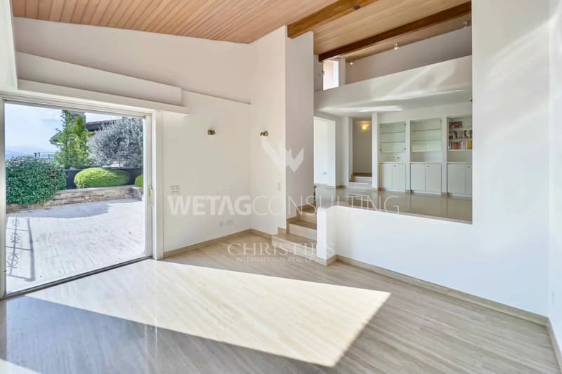 Villa élégante à Lugano-Neggio avec vue dégagée sur le lac de Lugano, idéale également en tant que résidence secondaire (7)