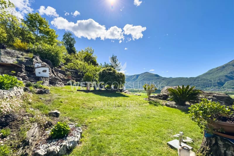 Riazzino?Lavertezzo: Villa mediterranea con grande giardino e piscina esterna in vendita (7)