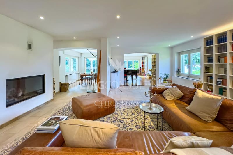 Propriété spacieuse dans le vert avec villa principale, maison d'hôtes et grotte indépendante, à vendre à Rivera-Monteceneri (3)