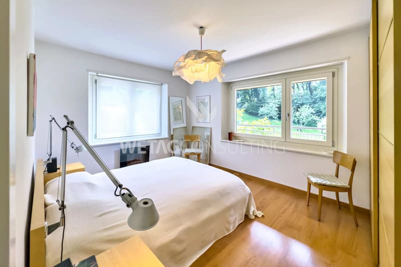 Propriété spacieuse dans le vert avec villa principale, maison d'hôtes et grotte indépendante, à vendre à Rivera-Monteceneri (7)
