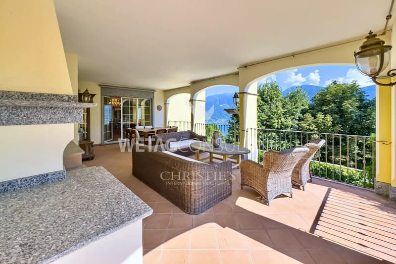 Villa de luxe exclusive avec piscine extérieure et espace bien-être à vendre à Orselina (9)