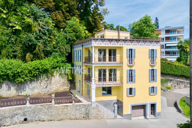 Villa élégante, complètement rénovée à Lugano avec whirlpool sur la terrasse du toit à vendre (1)