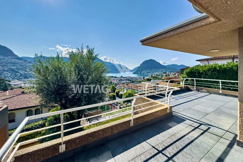 À Lugano : Villa en rangée élégante avec jardin privé &amp; vue sur le lac, à vendre, également utilisable comme résidence secondaire (6)