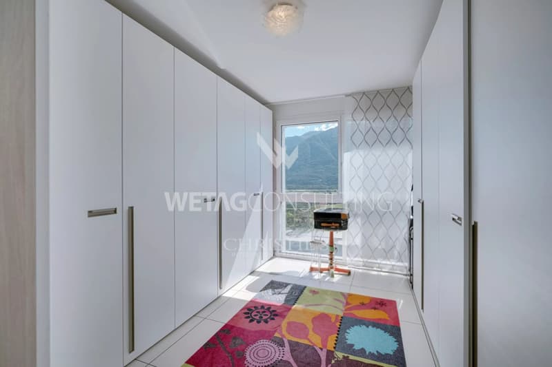 Modern and bright apartment with large terrace, ideal also as a second home, for sale in Gordola (7)