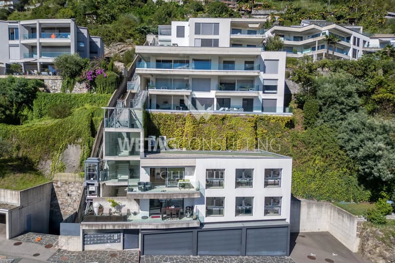 Gordola: Comfortable & Modern Apartment with Covered Terrace for Sale (11)