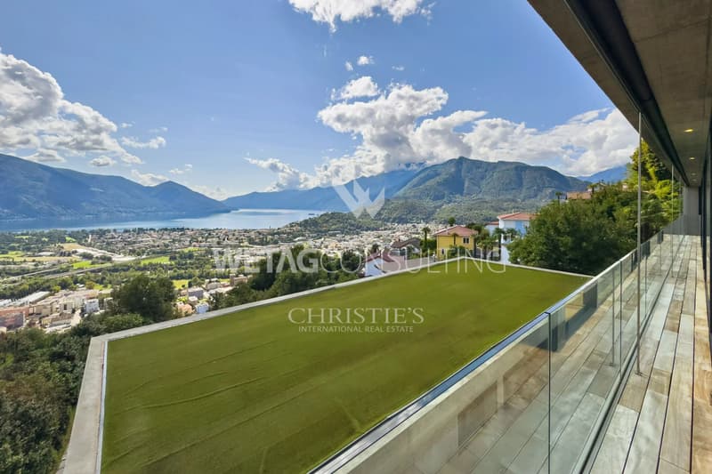 Modern Penthouse with Panoramic View for Sale in Locarno Monti (11)