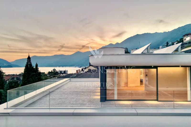 Appartamento penthouse duplex di lusso 5,5 locali con vista sul Lago Maggiore ad Ascona in vendita (1)