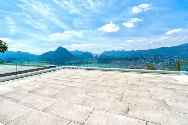 Modern row villa with garden &amp; lake view in Lugano-Aldesago for sale, also suitable as a second home (1)