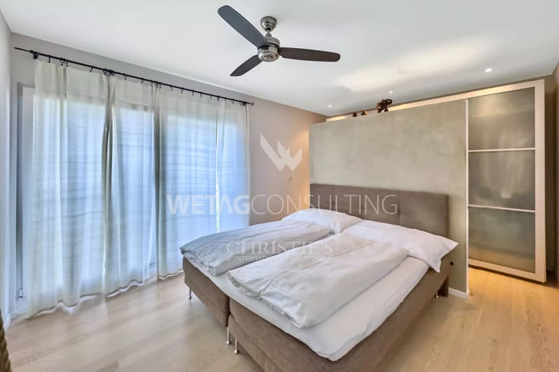 Villa moderna con ampie terrazze, vista panoramica & giardino in vendita a Gordola (8)