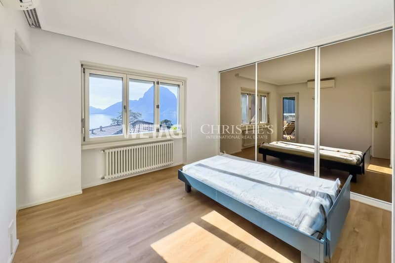 Villa avec une vue magnifique sur le lac de Lugano à vendre à Lugano-Castagnola (7)