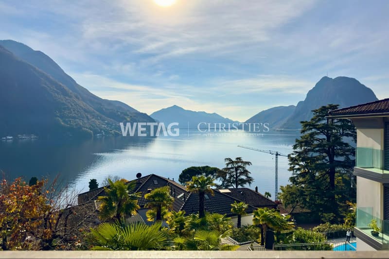 Villa avec une vue magnifique sur le lac de Lugano à vendre à Lugano-Castagnola (2)