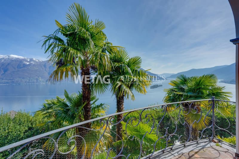 Villa mediterranea con piscina esterna & vista panoramica, ideale anche come residenza di vacanza, in vendita a Ronco sopra Ascona (12)