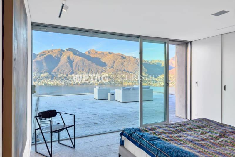 Exklusive Villa mit Panoramablick, grosszügigen Terrassen & Aussenpool im Gambarogno zu verkaufen (7)