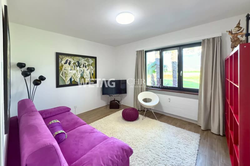 Elegante casa multifamiliare con piscina esterna in posizione strategica ad Ascona in vendita (8)