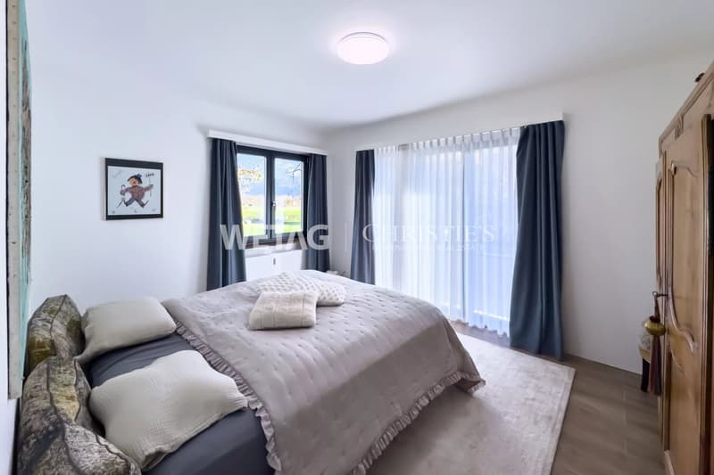 Elegante casa multifamiliare con piscina esterna in posizione strategica ad Ascona in vendita (6)