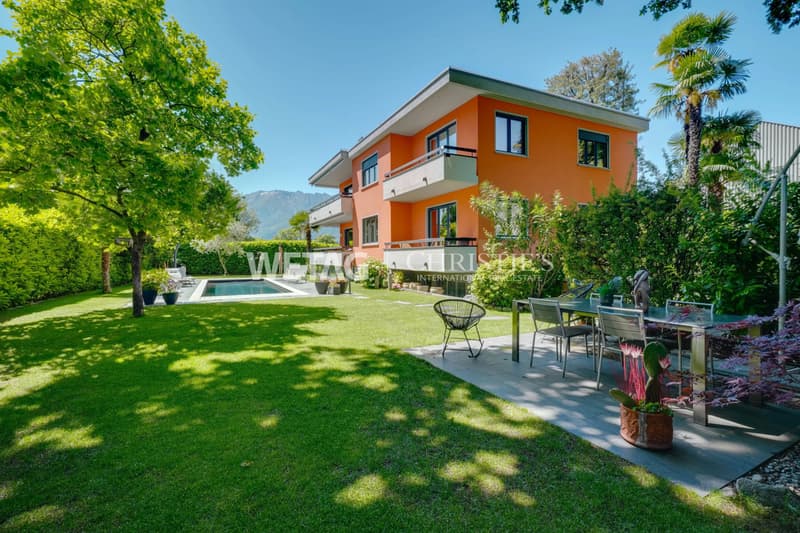 Elegante casa multifamiliare con piscina esterna in posizione strategica ad Ascona in vendita (12)