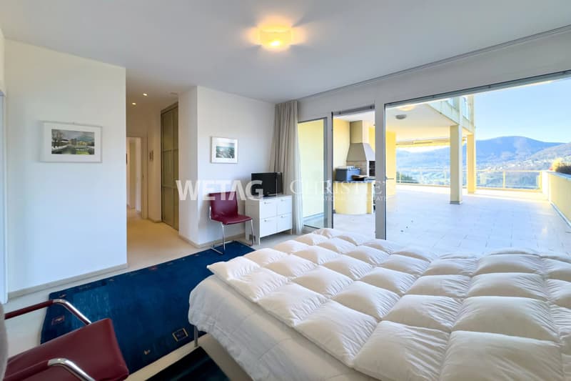 Montagnola: Appartamento con giardino privato & vista lago aperta in vendita, anche disponibile come seconda casa (5)