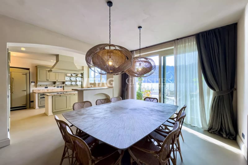 Prestigious villa for sale on the lake in Campione d'Italia, with private boat dock and two boat moorings (8)
