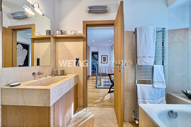Maison rustique fascinante, complètement rénovée, à vendre à Muzzano (12)