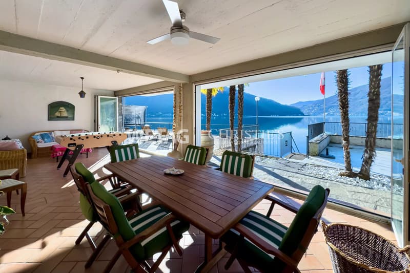 Villa esclusiva in vendita sul lungolago a Lugano-Bissone, con 2 posti barca coperti & 3 alla banchina, possibile come seconda casa (9)