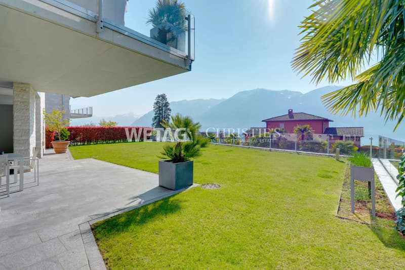 Appartamento duplex di lusso con giardino privato & vista mozzafiato in vendita ad Ascona (11)