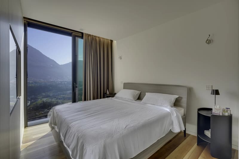 Appartamento duplex design con giardino privato & vista lago a Canobbio in vendita, anche ideale come seconda casa (5)