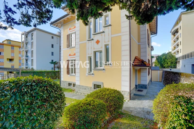 Villa storica Art Nouveau impressionante con giardino vicino al lago a Minusio in vendita (13)