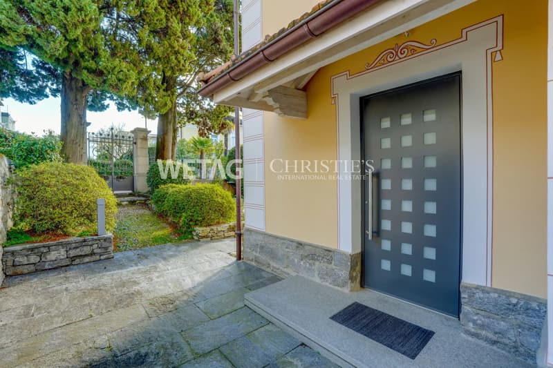 Villa storica Art Nouveau impressionante con giardino vicino al lago a Minusio in vendita (2)