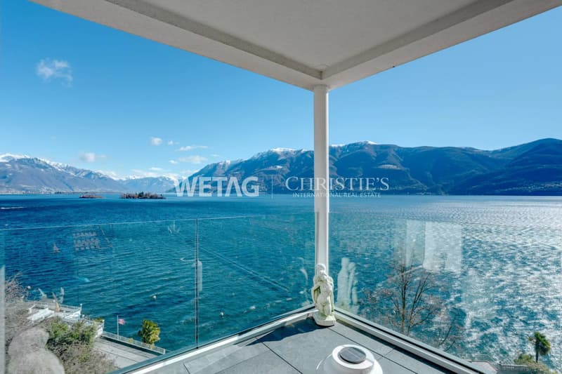 Appartamento luminoso & moderno con grande terrazza e vista panoramica a Brissago in vendita (12)