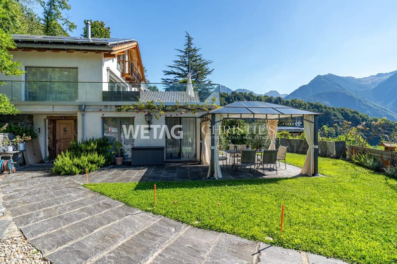 Villa esclusiva ed efficiente dal punto di vista energetico in vendita a Castaneda, nel Grigioni italiano (2)