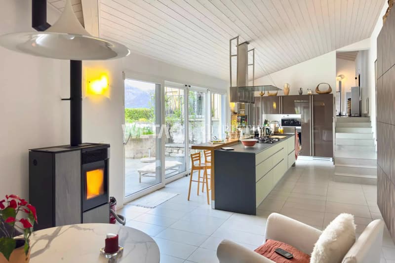 Elegante Villa in Lugano-Vaglio mit zwei Gästehäusern & Aussenpool zu verkaufen (5)