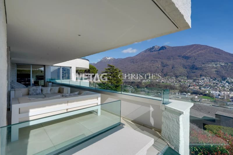 Lugano-Porza: Elegante Wohnung mit Blick auf den Luganersee & privatem Pool  zu verkaufen ? auch als Zweitwohnsitz möglich (13)
