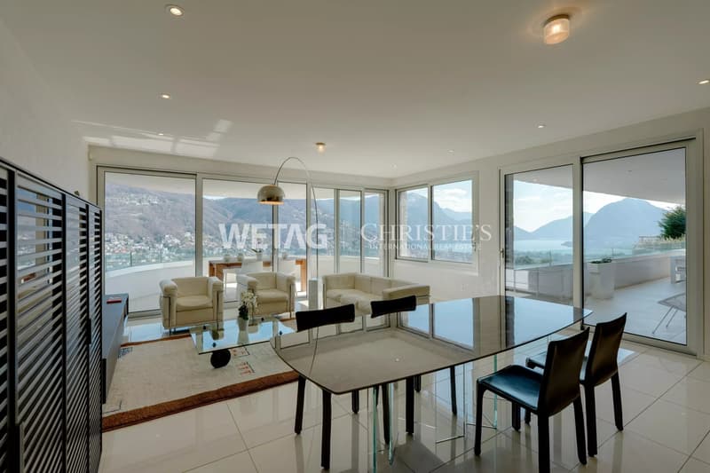 Lugano-Porza: Elegante Wohnung mit Blick auf den Luganersee & privatem Pool  zu verkaufen ? auch als Zweitwohnsitz möglich (5)