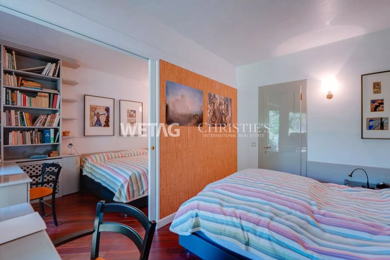 Elegant penthouse apartment in Lugano-Porza with private garden & view of Lake Lugano ? Second home possible (12)